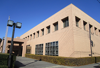 佐野市立図書館外観